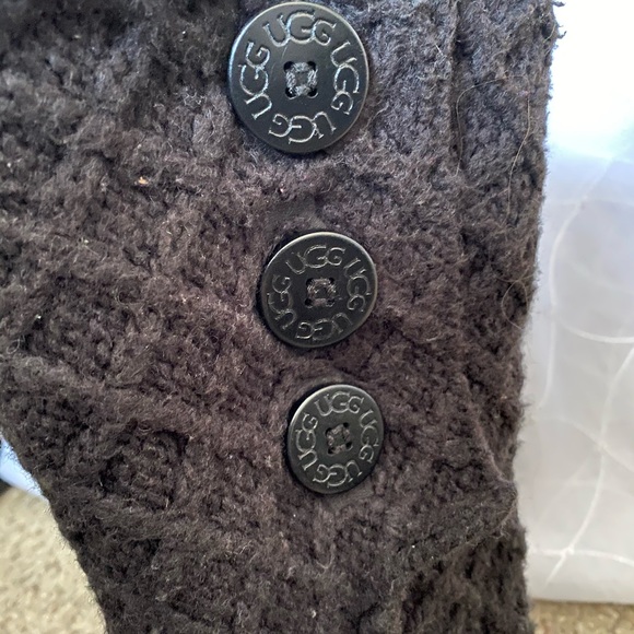 UGG Boots - Picture 3 of 5